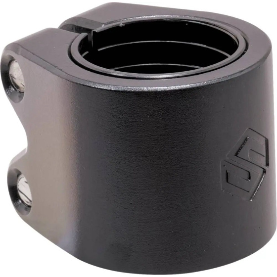 Striker Lux sleeve black