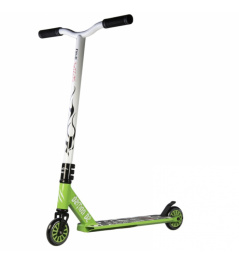 Bestial Wolf Demon D2 freestyle scooter green