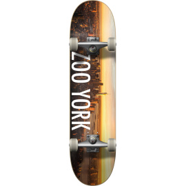 Zoo York Logo Block Complete Skateboard (8.25 "| Sunrise)